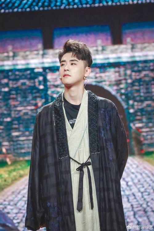 最新爆料张云雷,揭秘娱乐圈背后的惊人真相